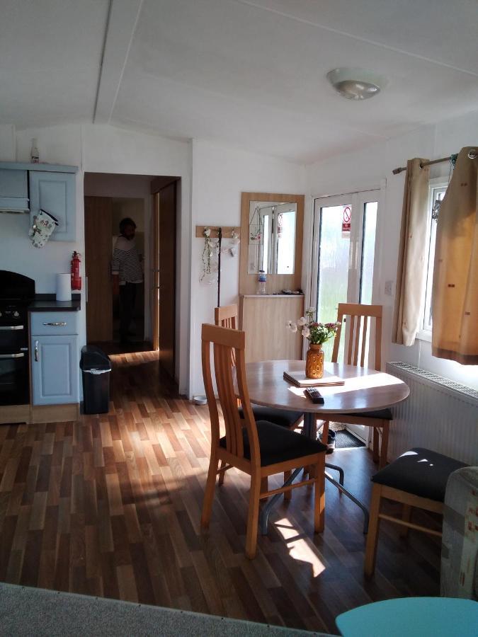 Private Caravan Situated At Parkdean Holiday Resort St Margaret'S At Cliffe Number 18 Esterno foto
