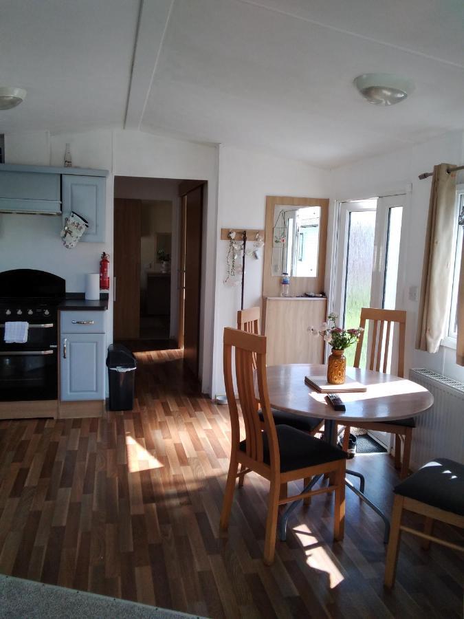 Private Caravan Situated At Parkdean Holiday Resort St Margaret'S At Cliffe Number 18 Esterno foto